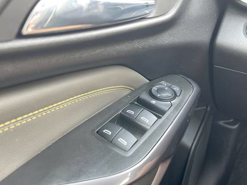 Used 2024 Chevrolet Trax ACTIV FWD image 25