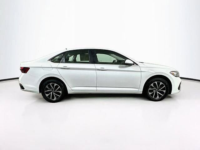 Used 2024 Volkswagen Jetta S FWD image 11