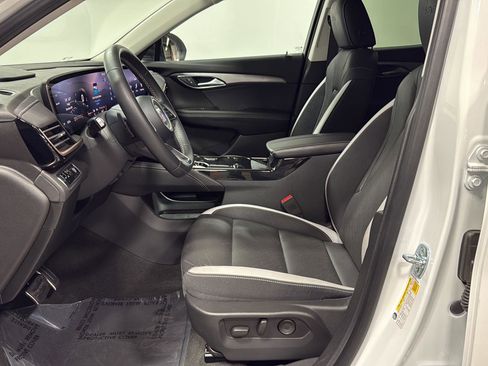 Used 2025 Buick Envision Sport Touring image 27