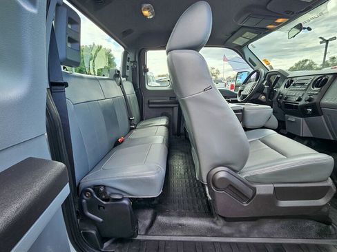 Used 2016 Ford F250 XL w/ Power Equipment Group AWD/4WD image 15