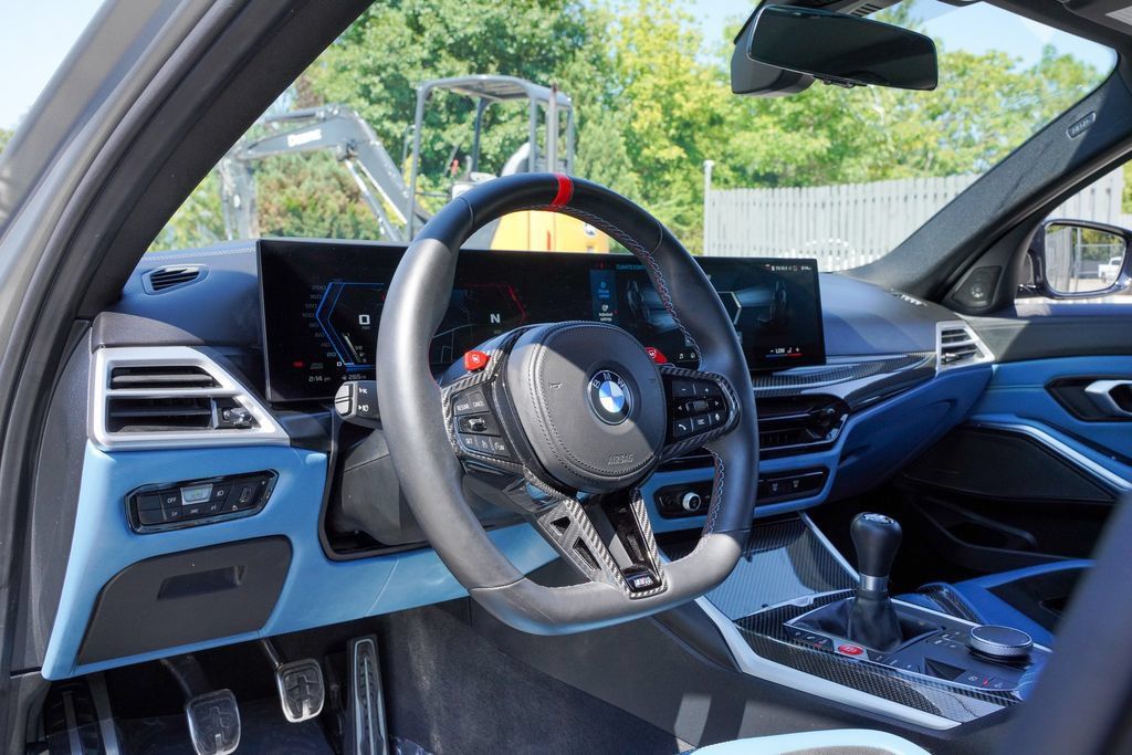 Used 2025 BMW M3 w/ M Carbon Exterior Package RWD image 16