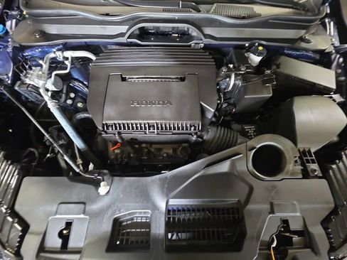 Used 2025 Honda Pilot Sport image 46