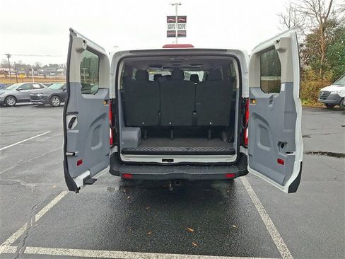 Used 2015 Ford Transit 150 XLT image 29