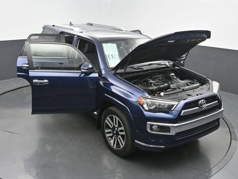 Used 2018 Toyota 4Runner Limited AWD/4WD image 56