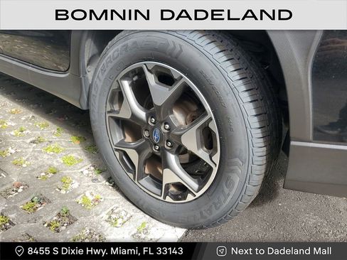 Used 2019 Subaru Crosstrek 2.0i Premium w/ Eyesight System image 9