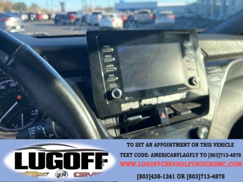 Used 2023 Toyota Camry SE image 21