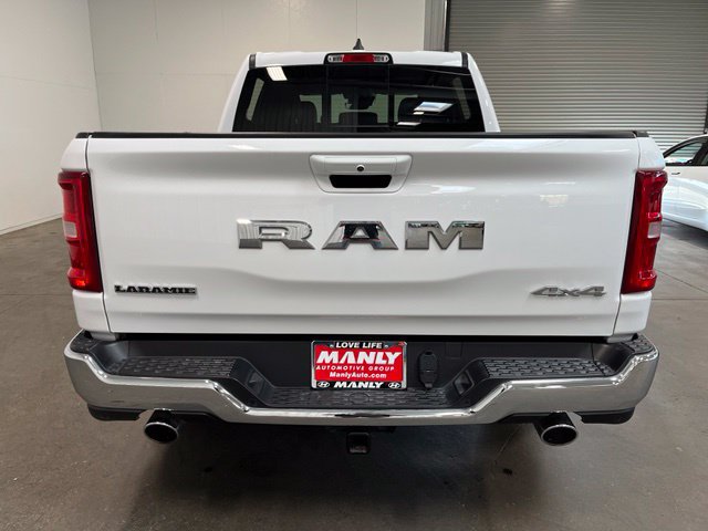 Used 2025 RAM 1500 Laramie AWD/4WD image 4