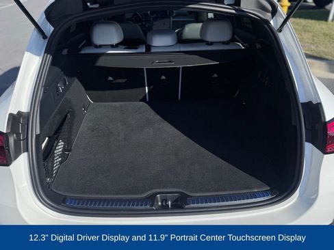 Used 2024 Mercedes-Benz GLC 300 GLC 300 image 7