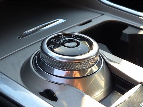 Certified 2022 Ford Explorer XLT w/ Equipment Group 202A image 22