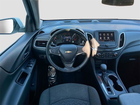 Used 2024 Chevrolet Equinox LT image 24