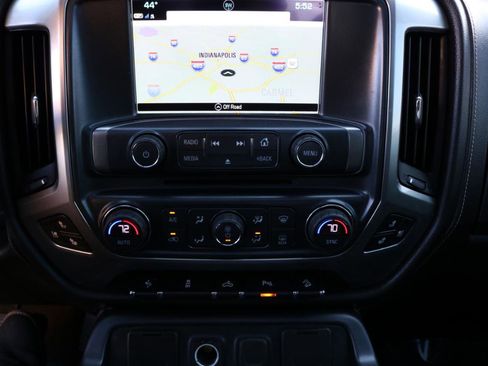 Used 2017 Chevrolet Silverado 1500 LTZ Z71 w/ LTZ Plus Package image 40