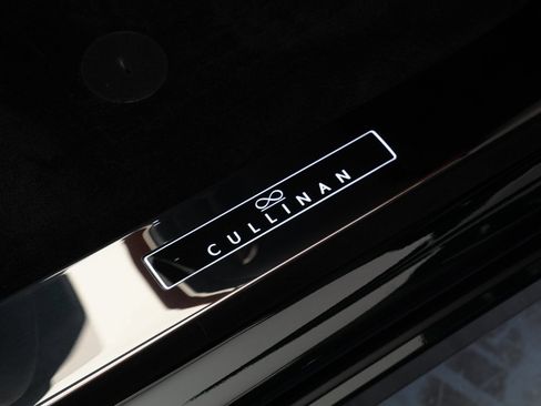 New 2027 Rolls-Royce Cullinan Black Badge AWD/4WD image 41