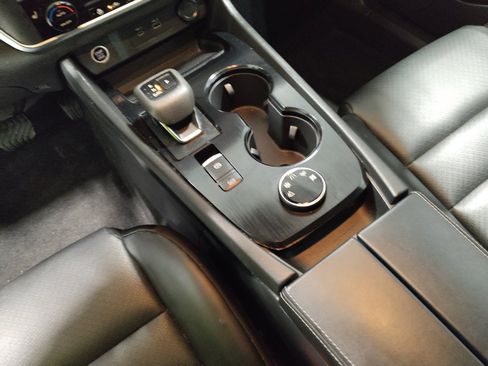 Used 2023 Nissan Rogue SV w/ SV Premium B Package image 26