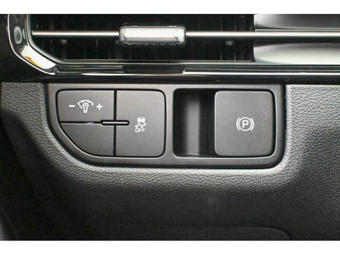 New 2026 Kia Sportage LX image 22