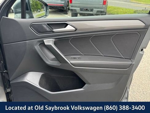 Certified 2024 Volkswagen Tiguan SE AWD/4WD image 29