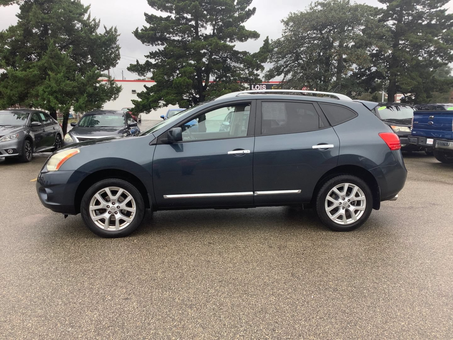 Used 2013 Nissan Rogue SL AWD/4WD image 5