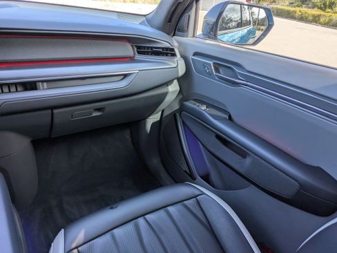 Certified 2025 Kia EV9 GT-Line image 25