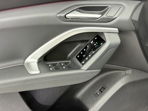 New 2025 Audi Q5 Premium Plus image 24