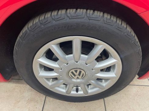 Used 2004 Volkswagen Beetle GLS image 14