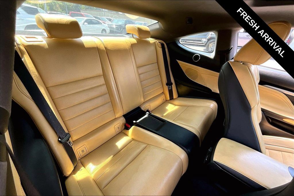 Used 2015 Lexus RC 350 w/ Luxury Package RWD image 23