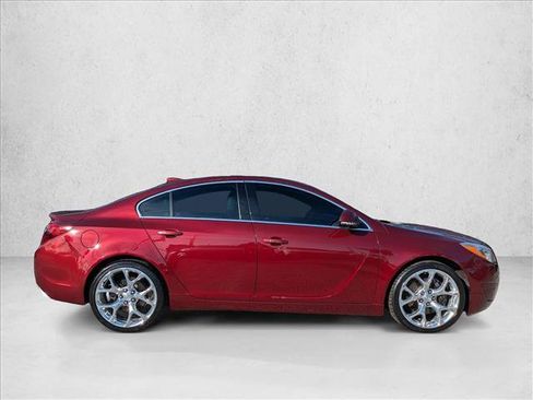 Used 2017 Buick Regal GS w/ Driver Confidence Package #2 image 4