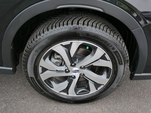 Used 2022 Subaru Outback Limited image 15