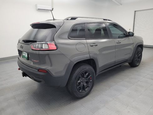 Used 2019 Jeep Cherokee Trailhawk w/ Comfort/Convenience Group AWD/4WD image 10
