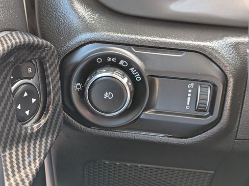 Used 2023 Jeep Wrangler Sport AWD/4WD image 17