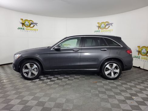 Used 2020 Mercedes-Benz GLC 300 4MATIC image 4