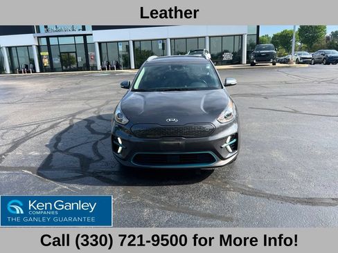 Used 2019 Kia Niro EX Premium w/ Cold Weather Package 1.0 FWD image 2