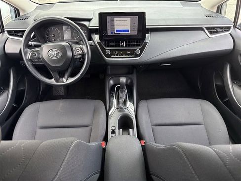 Used 2024 Toyota Corolla LE image 11