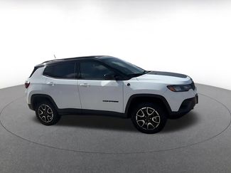 Used 2025 Jeep Compass Trailhawk AWD/4WD video 2