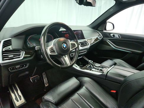 Used 2021 BMW X5 xDrive40i w/ M Sport Package AWD/4WD image 9
