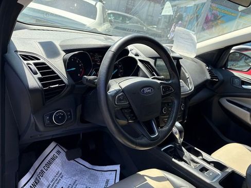 Used 2019 Ford Escape SEL image 23