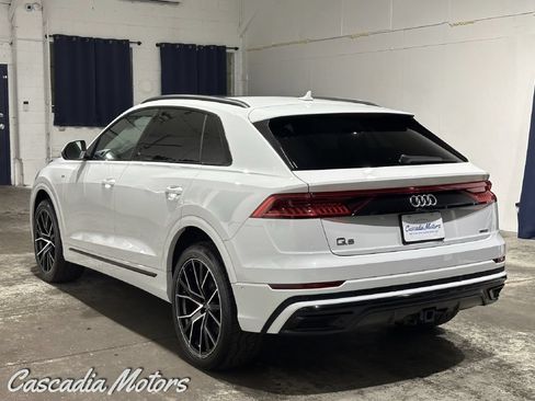 Used 2019 Audi Q8 Premium Plus w/ Premium Plus AWD/4WD image 5
