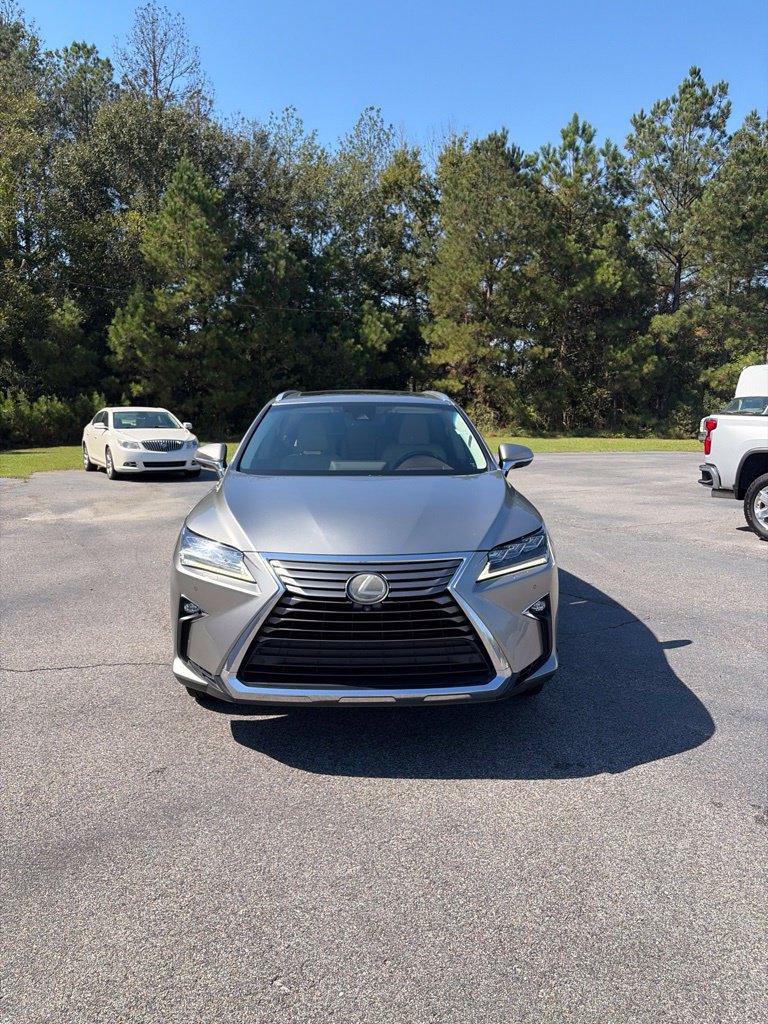 Used 2018 Lexus RX 350L Luxury w/ Accessory Package FWD image 8