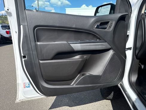 Used 2022 Chevrolet Colorado ZR2 AWD/4WD image 17