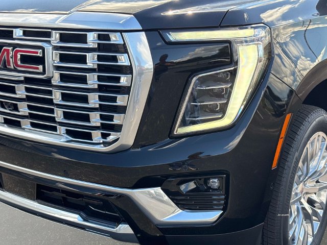 New 2026 GMC Yukon Denali w/ Advanced Technology Package AWD/4WD image 9