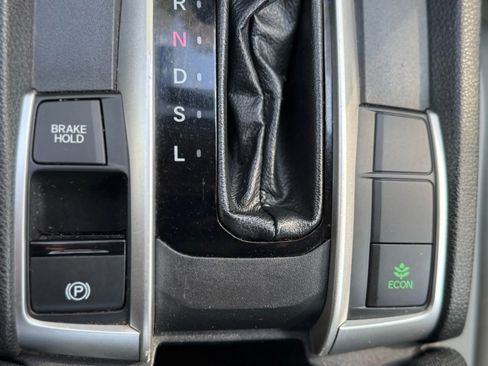 Used 2018 Honda Civic LX image 33