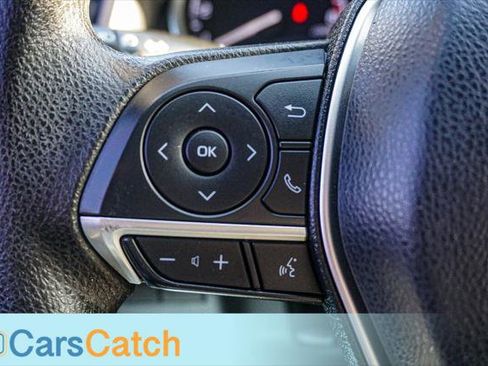 Used 2022 Toyota Camry LE image 32