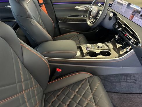 New 2026 Genesis GV70 3.5T Sport Prestige AWD/4WD image 16