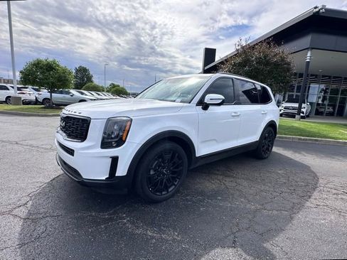 Used 2022 Kia Telluride EX w/ EX Premium Package AWD/4WD image 5