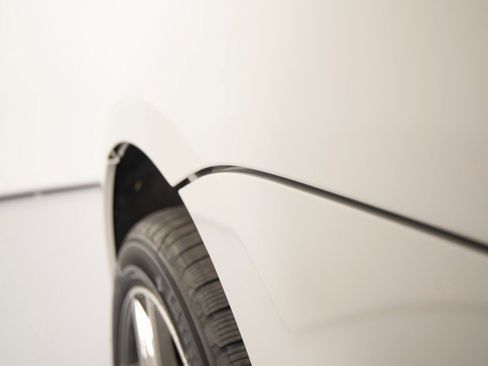 New 2026 Porsche Macan S image 40