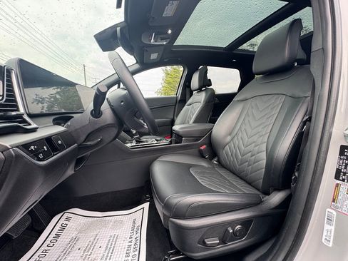 Used 2024 Kia Sportage X-Line w/ X-Line Premium Package image 10