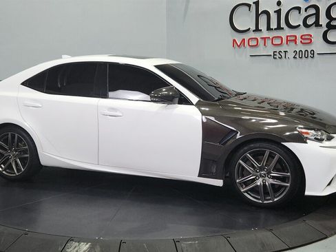 Used 2016 Lexus IS 200t w/ F Sport Package RWD image 14
