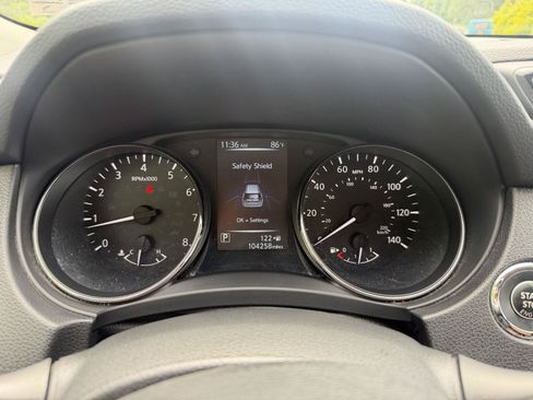 Used 2017 Nissan Rogue SV w/ SV Premium Package AWD/4WD image 11