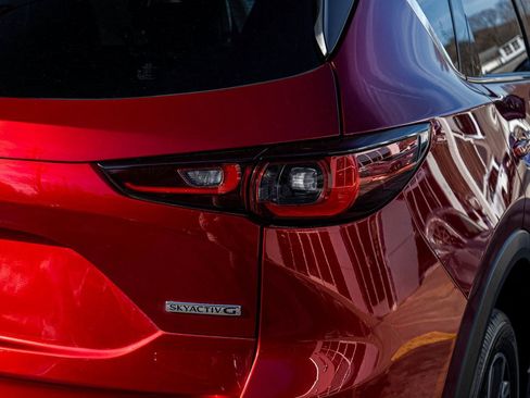 Used 2023 MAZDA CX-5 AWD 2.5 S w/ Premium Package image 39