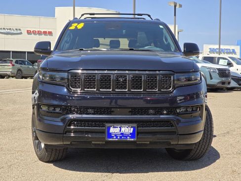 Used 2024 Jeep Grand Wagoneer Series III w/ Quick Order Packagew 28T AWD/4WD image 10