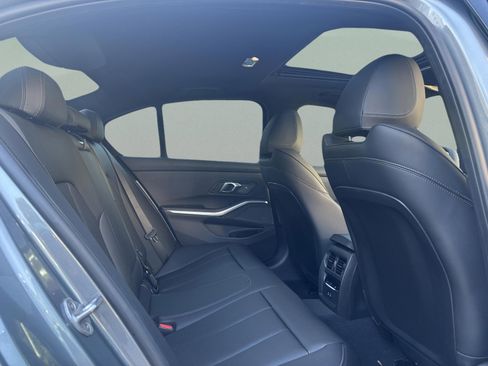 Used 2026 BMW 330i Sedan w/ Premium Package image 37