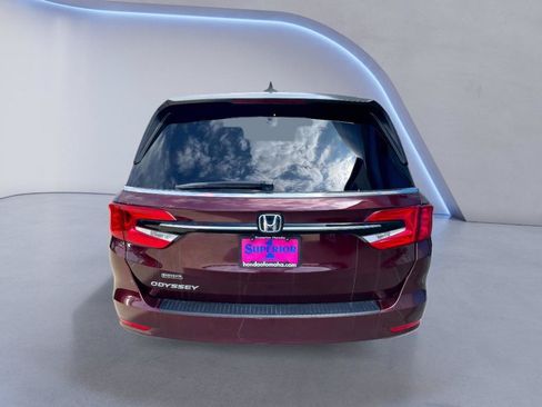 Used 2021 Honda Odyssey EX image 3